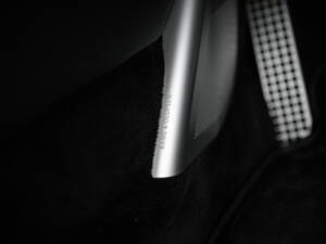Bild 51/71 von Aston Martin DBS (2011)