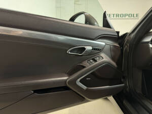 Image 18/50 de Porsche 911 Carrera S (2013)