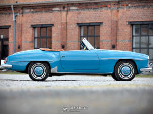 Imagen 6/50 de Mercedes-Benz 190 SL (1962)