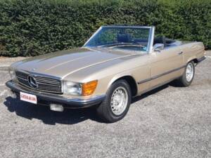 Immagine 10/34 di Mercedes-Benz 350 SL (1971)