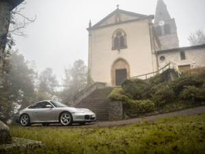 Bild 21/82 von Porsche 911 Carrera 4S (2002)