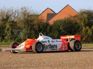 Image 5/24 de Alfa Romeo 179C (1981)