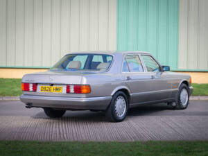 Image 5/27 de Mercedes-Benz 420 SE (1986)