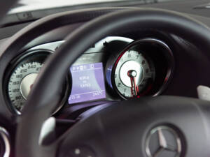 Image 39/56 de Mercedes-Benz SLS AMG (2011)