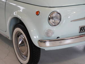 Image 17/45 of FIAT 500 F (1966)