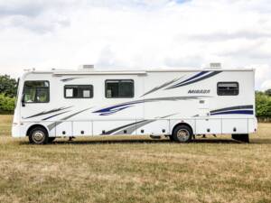 Immagine 2/28 di Coachmen Mirada 350 DS (2008)