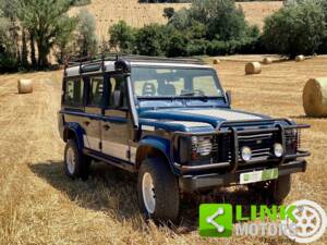 Immagine 3/10 di Land Rover Defender 110 Td5 (1999)