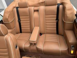 Image 13/21 of Rolls-Royce Corniche S (1995)
