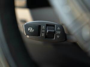 Image 49/50 of BMW 750iL (2001)