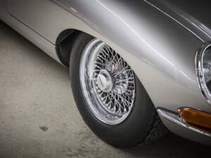Immagine 37/99 di Jaguar E-Type 3.8 (1964)