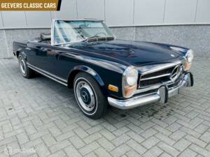 Image 4/8 de Mercedes-Benz 280 SL (1970)