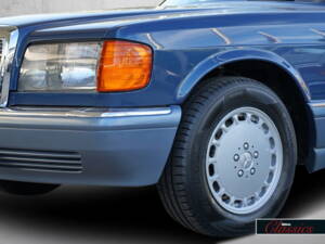 Afbeelding 14/16 van Mercedes-Benz 300 SE (1990)