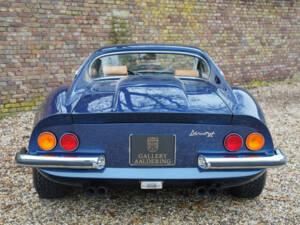 Image 28/50 de Ferrari Dino 246 GT (1972)