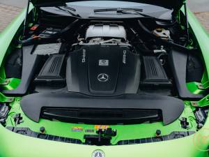 Image 17/20 of Mercedes-AMG GT-R (2018)