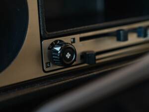 Imagen 41/50 de Volkswagen Golf Mk I Convertible 1.1 (1980)