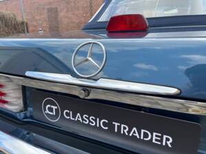 Afbeelding 71/146 van Mercedes-Benz 380 SL (1982)
