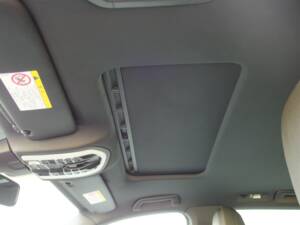 Image 61/98 of Porsche Cayenne S (2010)