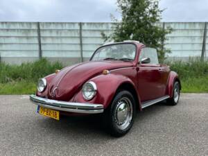 Image 2/7 of Volkswagen Beetle Speedster (1974)