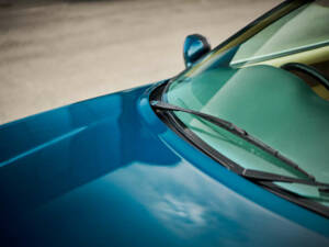Image 43/50 of Aston Martin Virage Volante (1993)