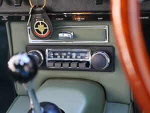 Image 33/50 of Jaguar E-Type 4.2 (1965)