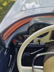 Image 29/100 de Mercedes-Benz 250 SL (1967)