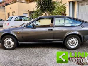 Immagine 4/10 di Alfa Romeo GTV 2.0 (1981)