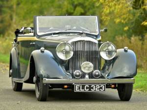 Image 5/50 de Bentley 4 1&#x2F;4 Litre (1937)