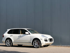 Bild 4/49 von Porsche Cayenne GTS (2009)