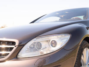 Image 20/67 of Mercedes-Benz CL 500 (2006)