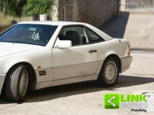 Image 8/10 de Mercedes-Benz 300 SL-24 (1989)
