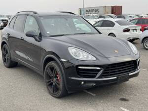 Bild 7/63 von Porsche Cayenne Turbo (2010)