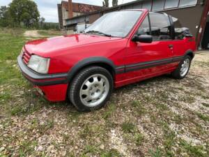 Imagen 1/6 de Peugeot 205 CTi 1,6 (1986)