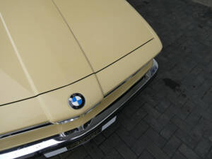 Image 17/23 of BMW 730 (1977)