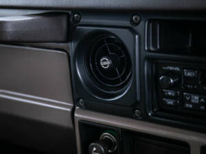 Immagine 18/46 di Toyota Land Cruiser 2.4 LX Turbo (1992)