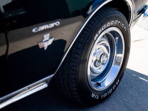 Image 25/29 of Chevrolet Camaro (1967)
