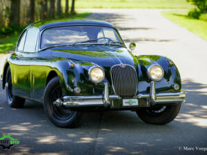 Image 17/53 of Jaguar XK 150 FHC (1958)