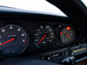 Bild 9/50 von Porsche 911 Carrera 4S (1996)