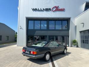 Bild 9/30 von Mercedes-Benz 420 SEC (1988)