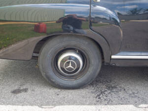 Image 29/30 of Mercedes-Benz 180 (1955)