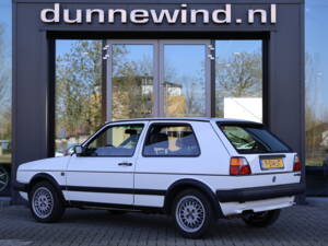 Bild 4/16 von Volkswagen Golf II GTi 1.8 (1988)