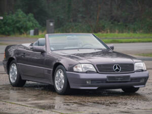 Image 6/31 of Mercedes-Benz 500 SL (1992)