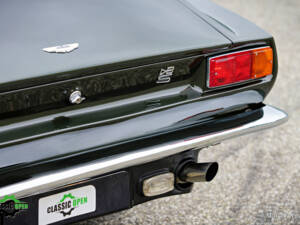 Image 39/50 of Aston Martin DBS (1970)