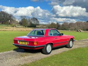 Image 23/50 de Mercedes-Benz 300 SL (1988)