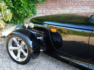Image 35/50 of Plymouth Prowler (1999)