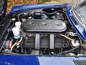 Image 46/55 of Ferrari 365 GT 2+2 (1968)