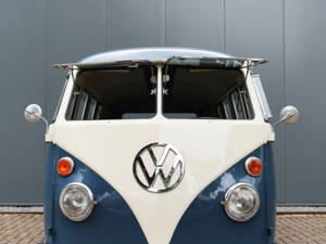 Image 28/60 of Volkswagen T1 Kombi (1964)