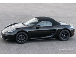 Image 1/30 of Porsche 718 Boxster (2016)