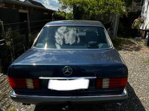 Image 6/8 de Mercedes-Benz 420 SE (1986)