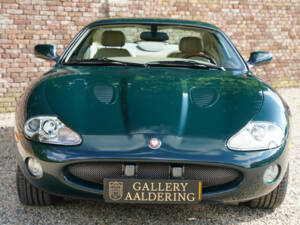 Image 5/50 of Jaguar XKR (2001)