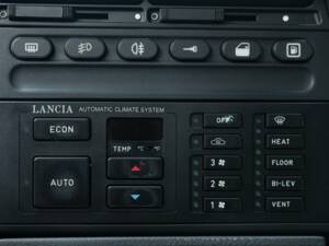 Bild 27/40 von Lancia Thema 6V (1985)